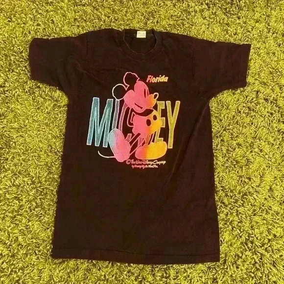 Disney Tops - Vintage 80s Disney World Mickey Mouse Tee
